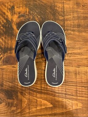 Clarks Navy Slip-On CloudSteppers Sandals